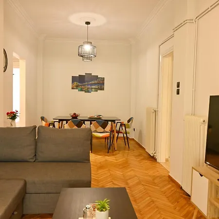 Center Aristotelous *