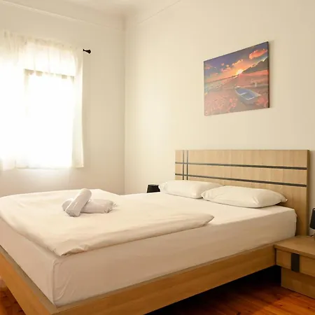 Apartment Center Aristotelous